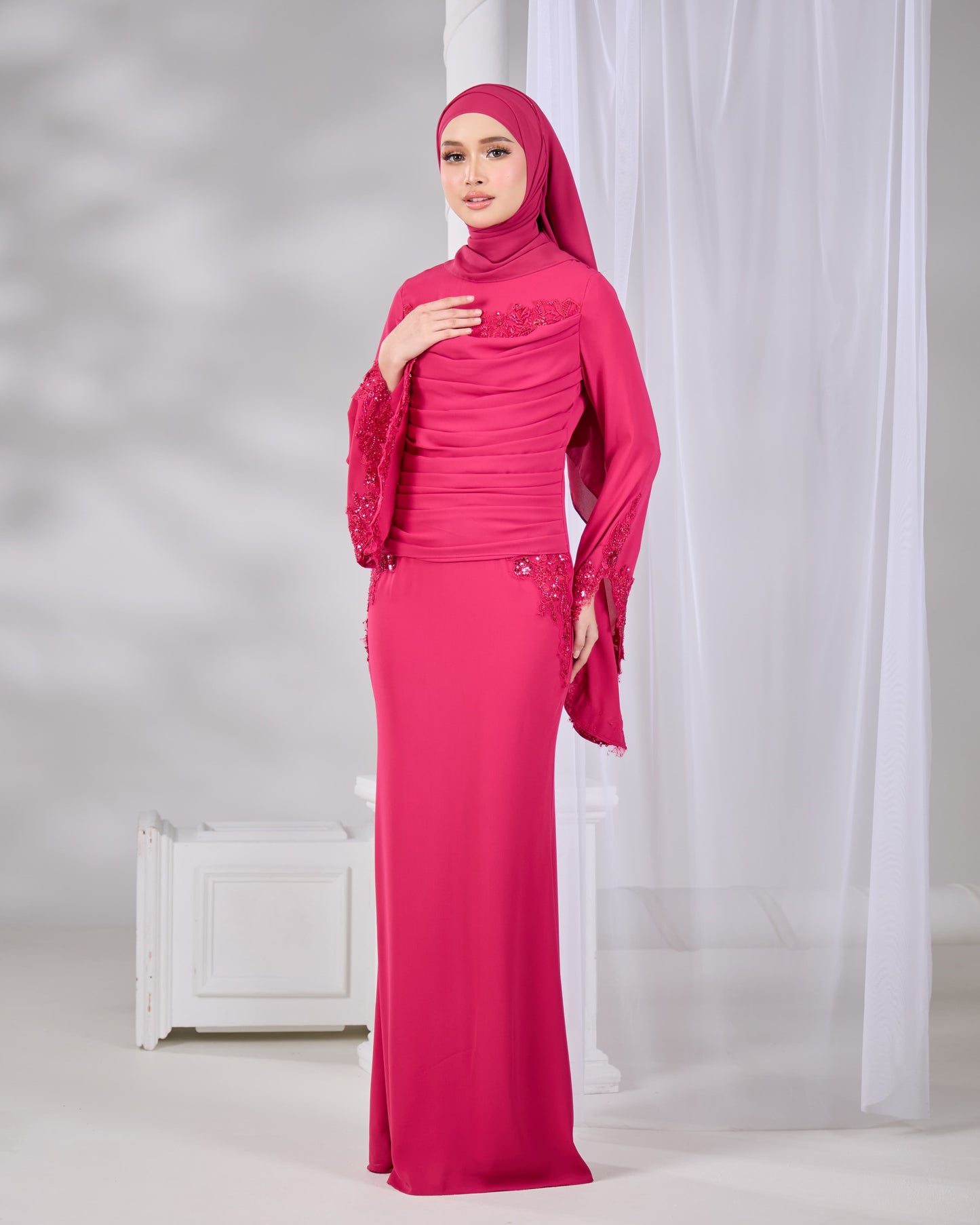 SABRENA DRESS (FUSCHIA)