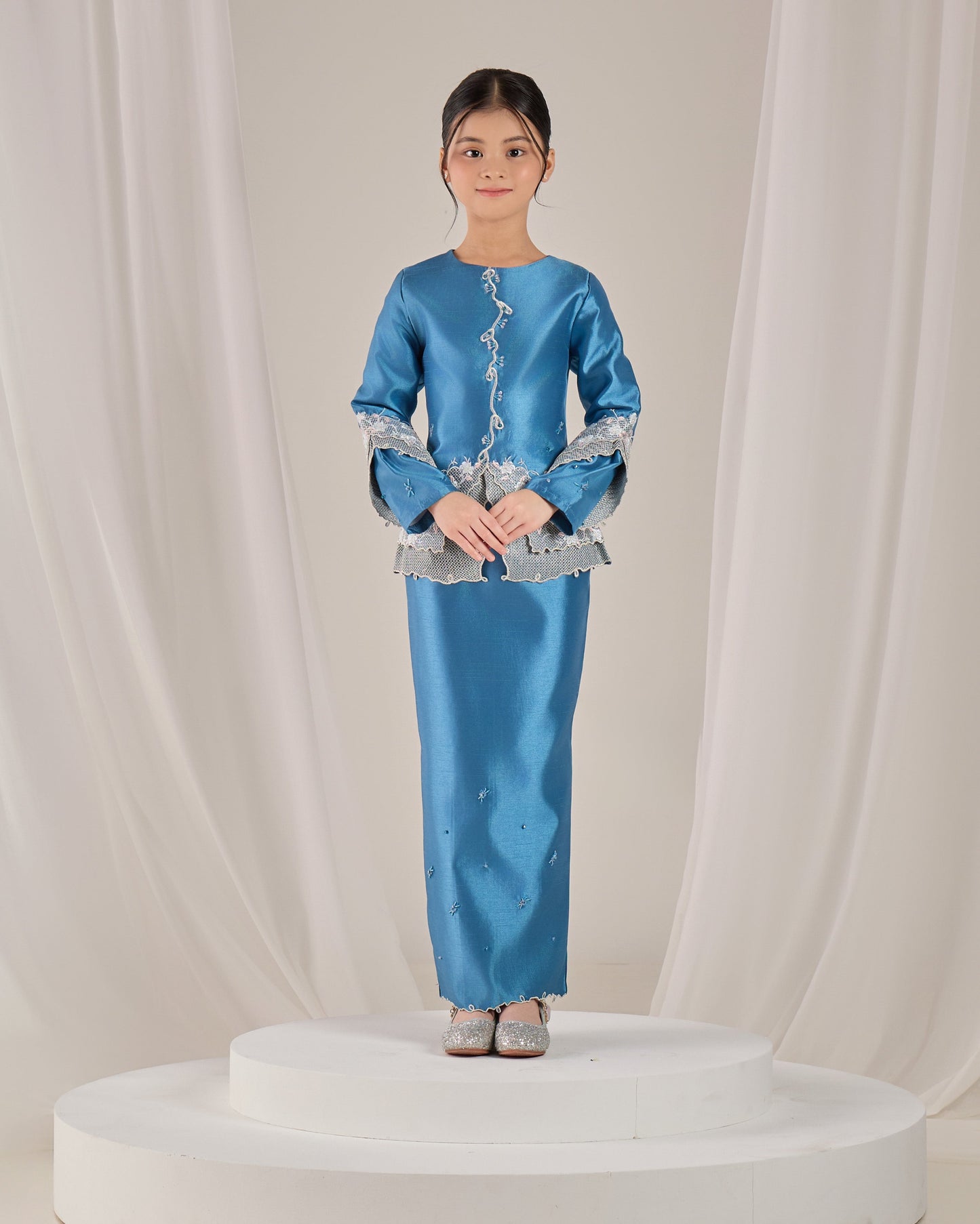 MINOR DEFECT KATHRYN MINI KURUNG KIDS (DIAMOND TEAL BLUE)