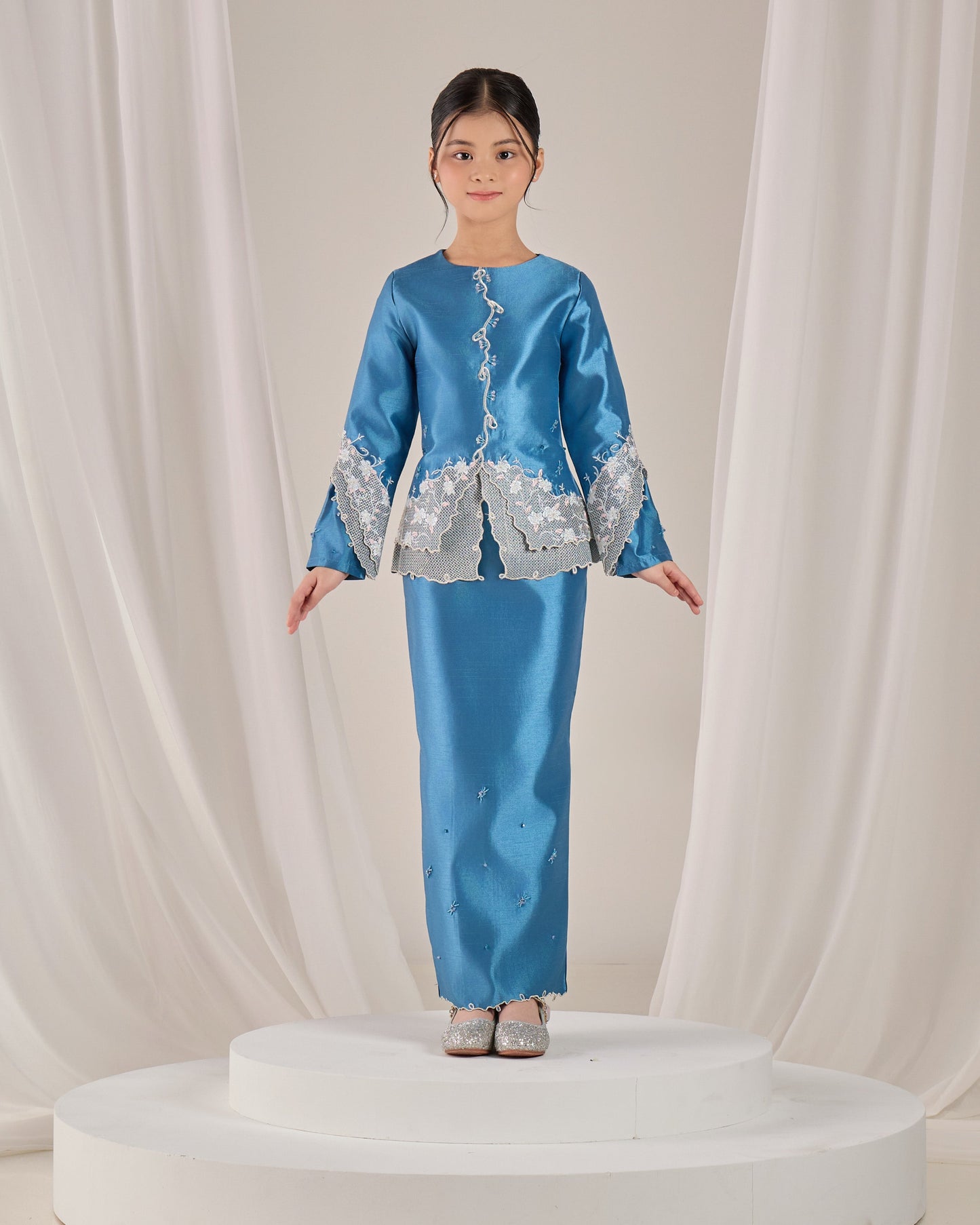 MINOR DEFECT KATHRYN MINI KURUNG KIDS (DIAMOND TEAL BLUE)