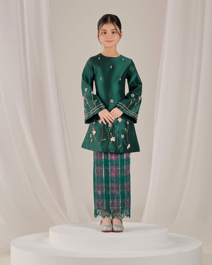 MINOR DEFECT NOURAH KURUNG KIDS (EMERALD GREEN)