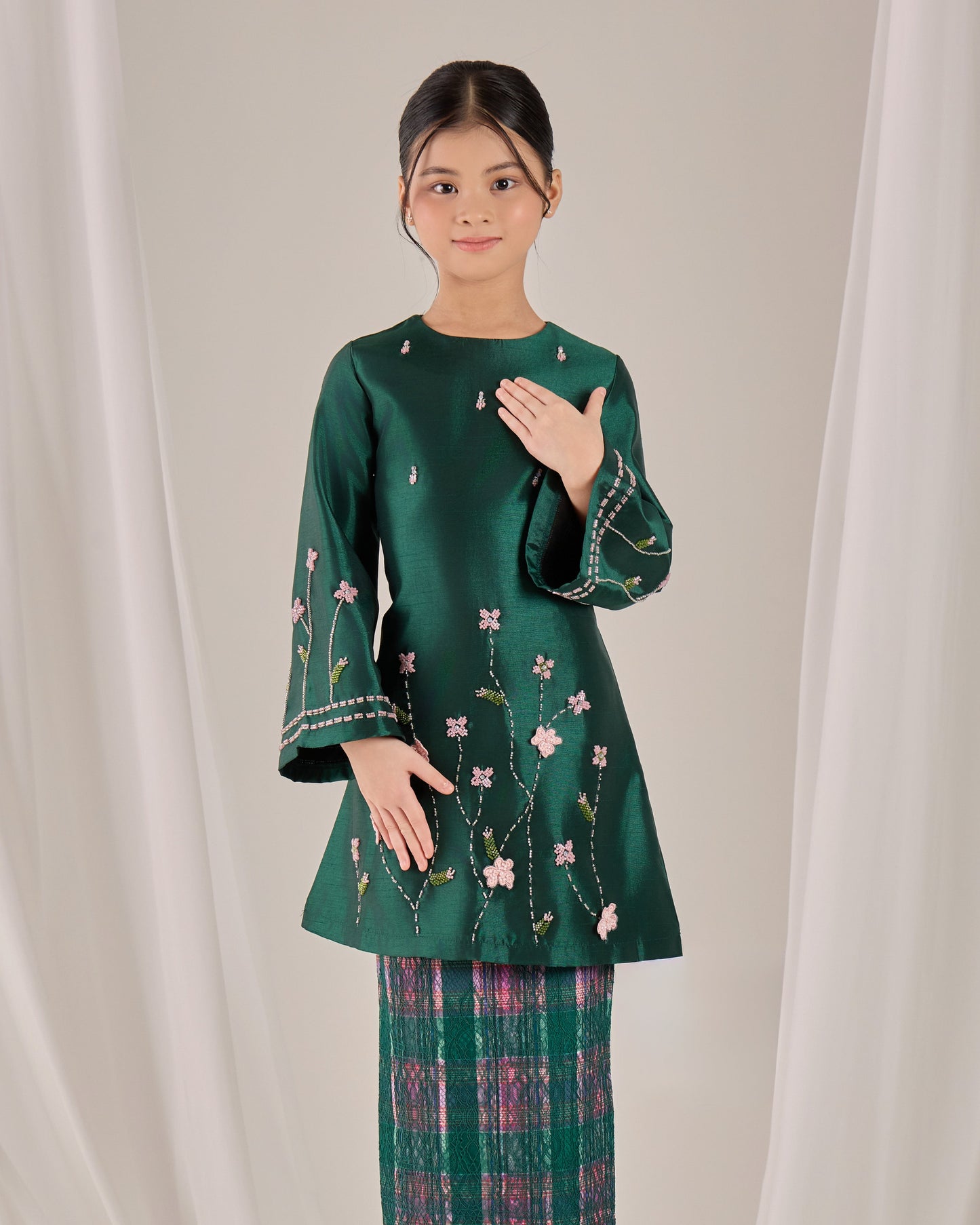 MINOR DEFECT NOURAH KURUNG KIDS (EMERALD GREEN)