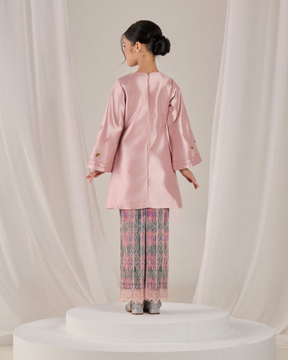 MINOR DEFECT NOURAH KURUNG KIDS (DUSTY PINK)