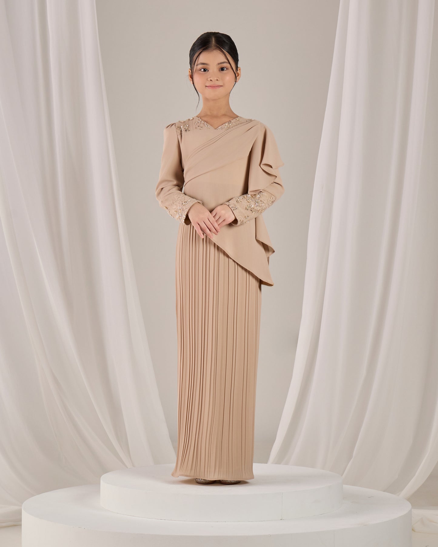 ADALINE DRESS KIDS (LATTE )