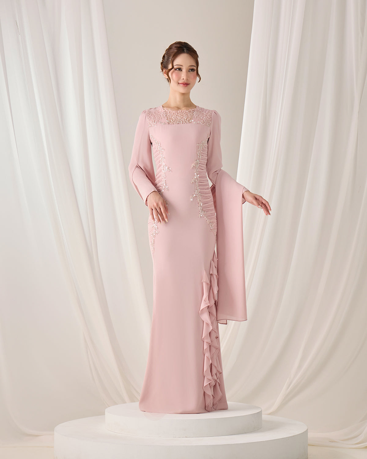CLAIRE DRESS (PINK) Hijabistahub CLAIRE DRESS (PINK) Hijabistahub