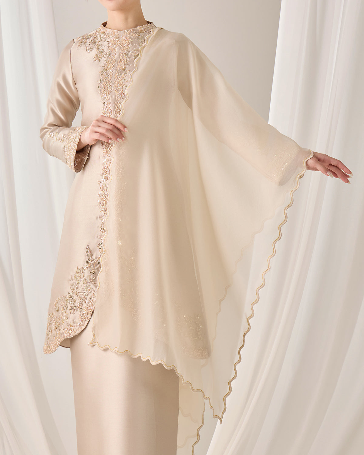 NEA SELENDANG (CHAMPAGNE)