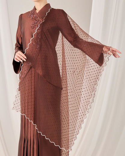 LYDIA SELENDANG (RICH BROWN)