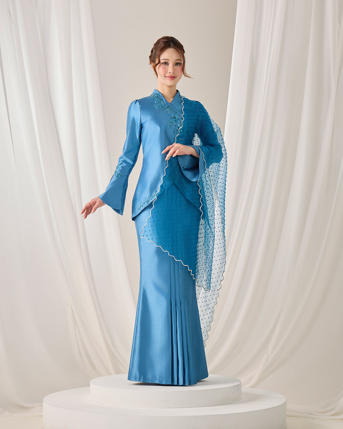 LYDIA SELENDANG (DIAMOND TEAL BLUE)