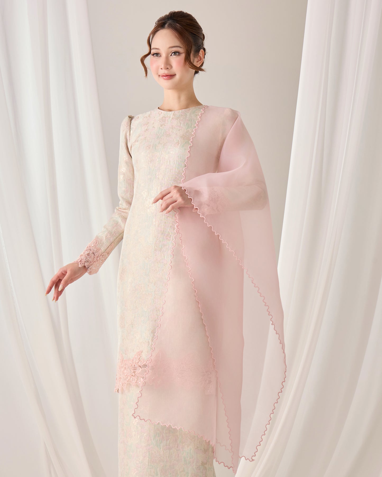 ROSERA KURUNG (STRAWBERRY MATCHA)