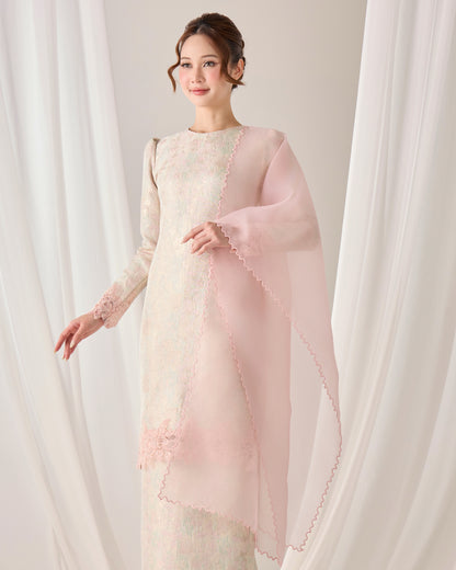 ROSERA KURUNG (STRAWBERRY MATCHA)