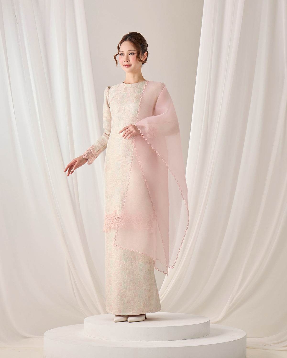 ROSERA KURUNG (STRAWBERRY MATCHA)