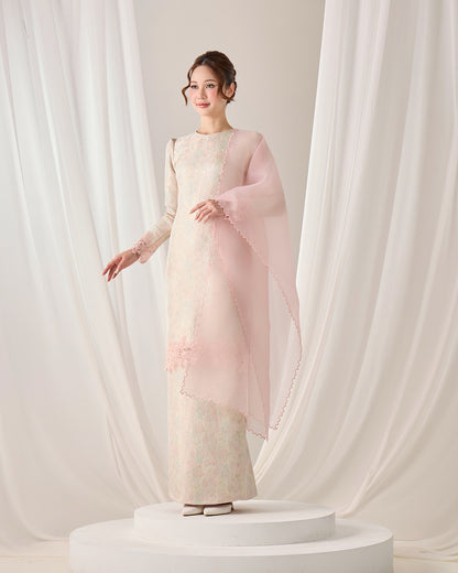 ROSERA KURUNG (STRAWBERRY MATCHA)