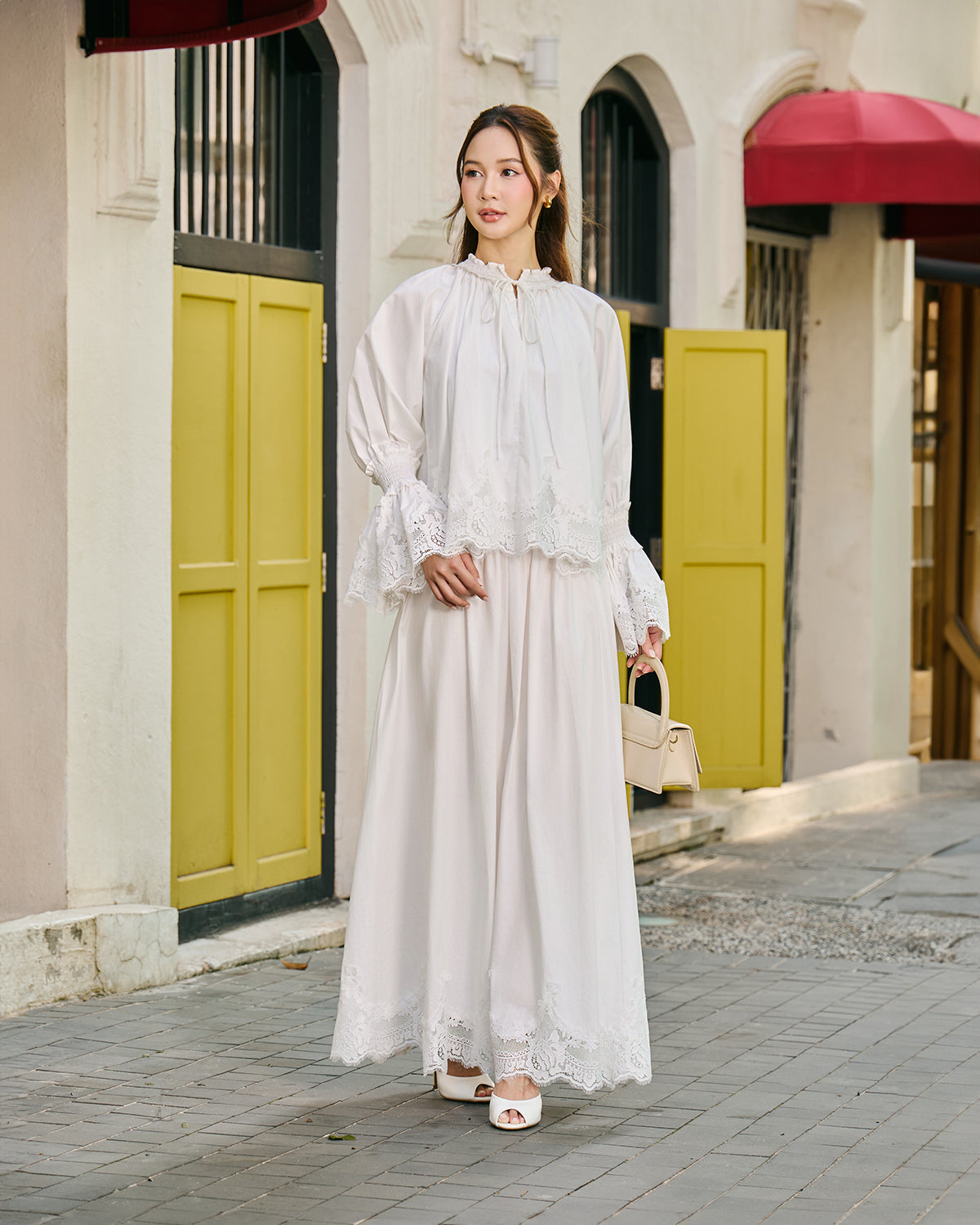 LA VIÉ (OFF WHITE)
