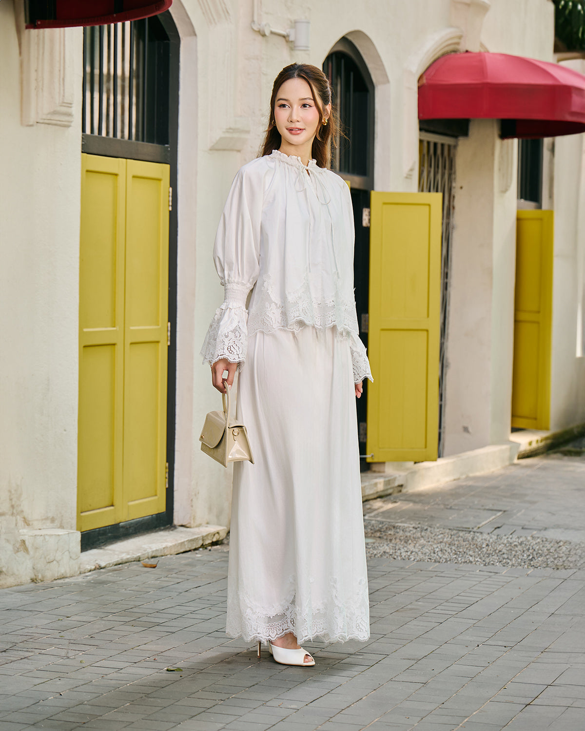 LA VIÉ (OFF WHITE)