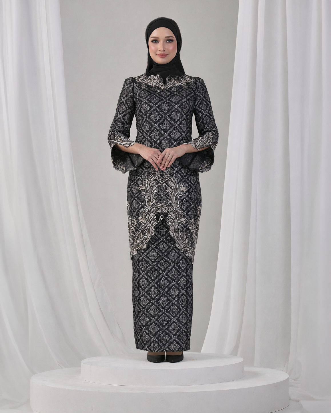 NOIR KURUNG (BLACK)