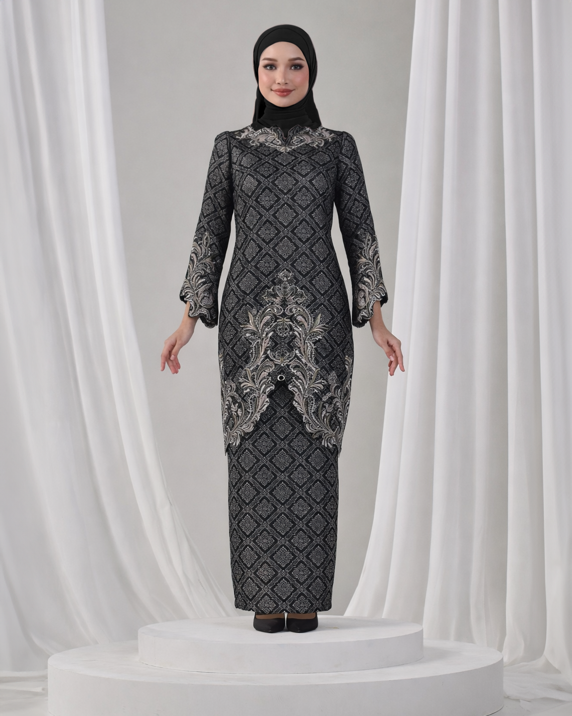 NOIR KURUNG (BLACK)