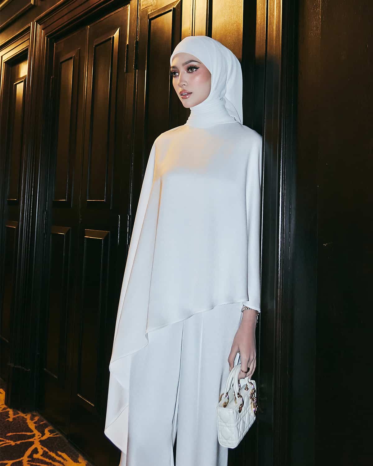 AURÉA (OFF WHITE)
