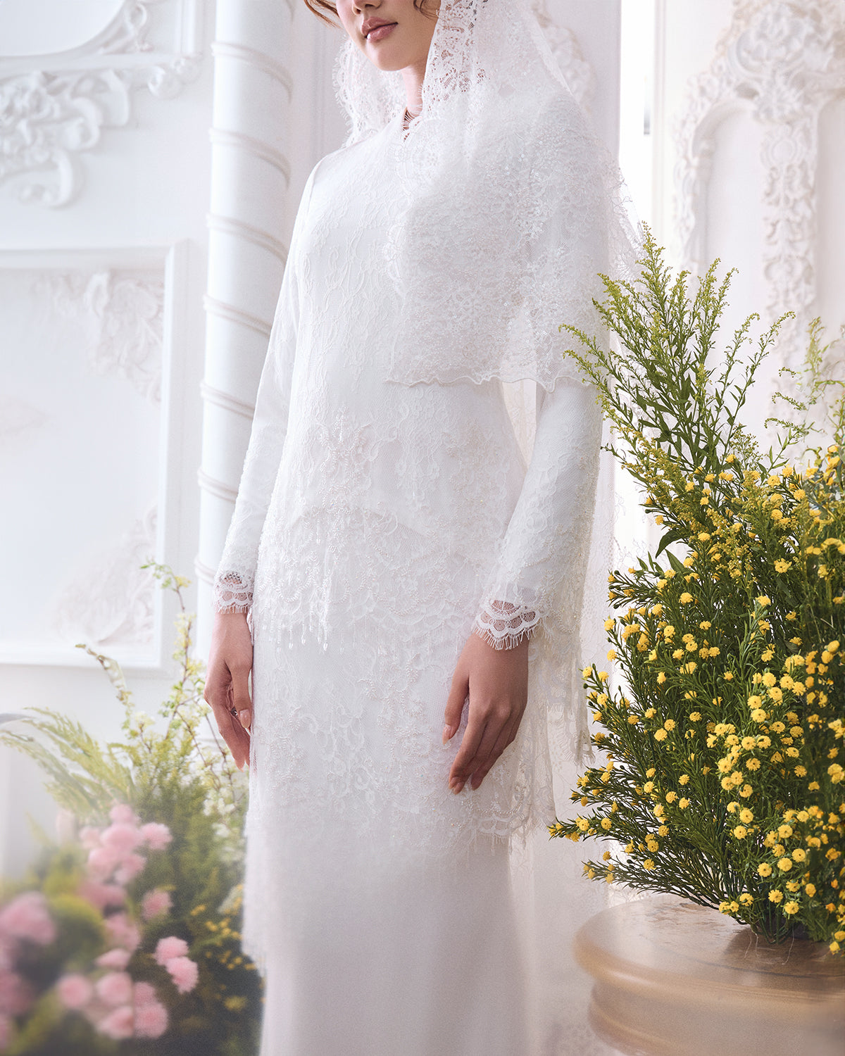 ELARIA KURUNG (OFF WHITE)