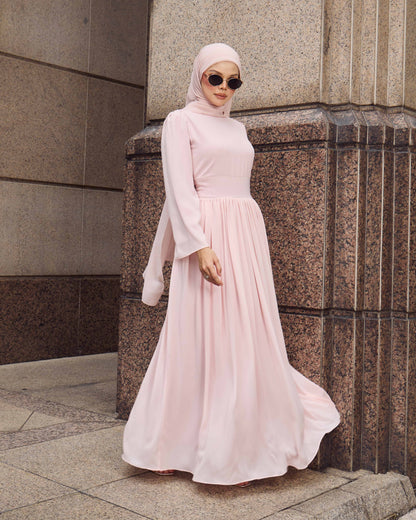 LYRA PLEATED DRESS (LIGHT PINK)