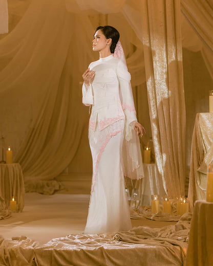 LOVERA DRESS (PEARL BLUSH)