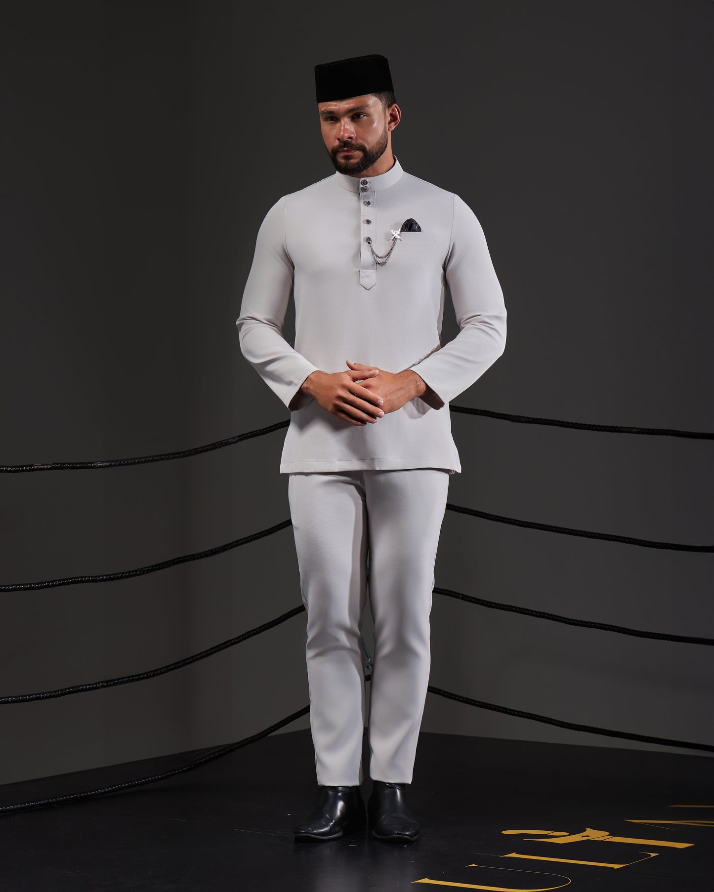 MINOR DEFECT SOULTAN BAJU MELAYU (GREY)