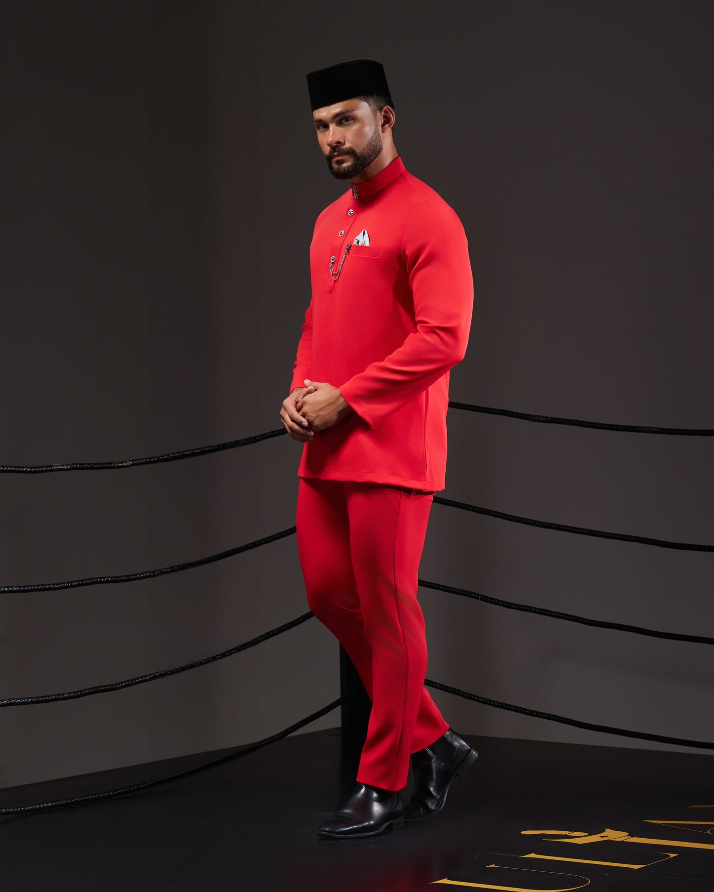 SOULTAN BAJU MELAYU (RED CHILI)
