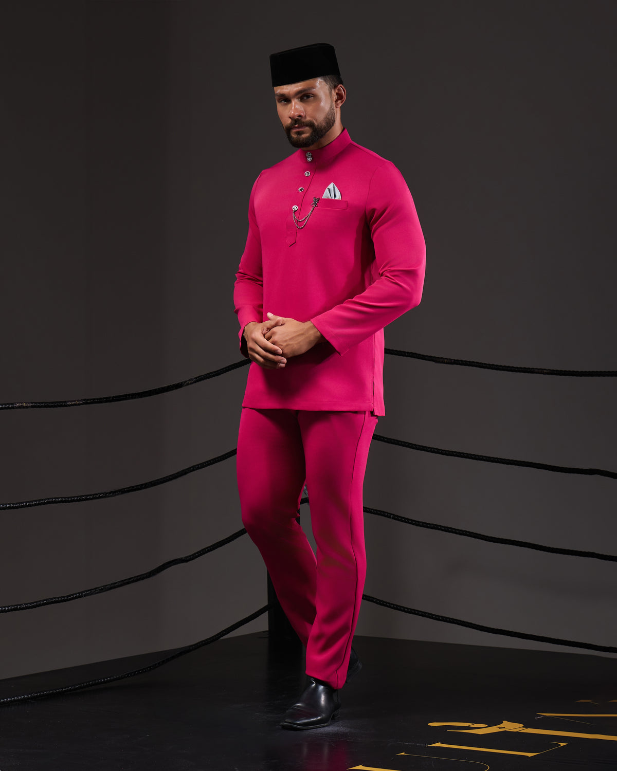 MINOR DEFECT SOULTAN BAJU MELAYU (FUCHSIA)