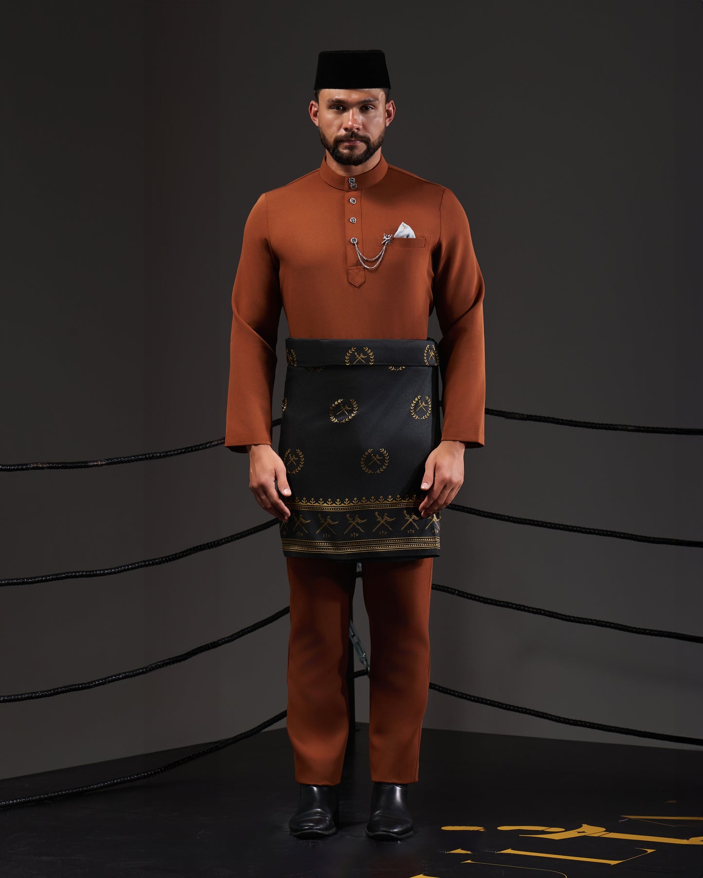 MINOR DEFECT SOULTAN BAJU MELAYU (BROWN)