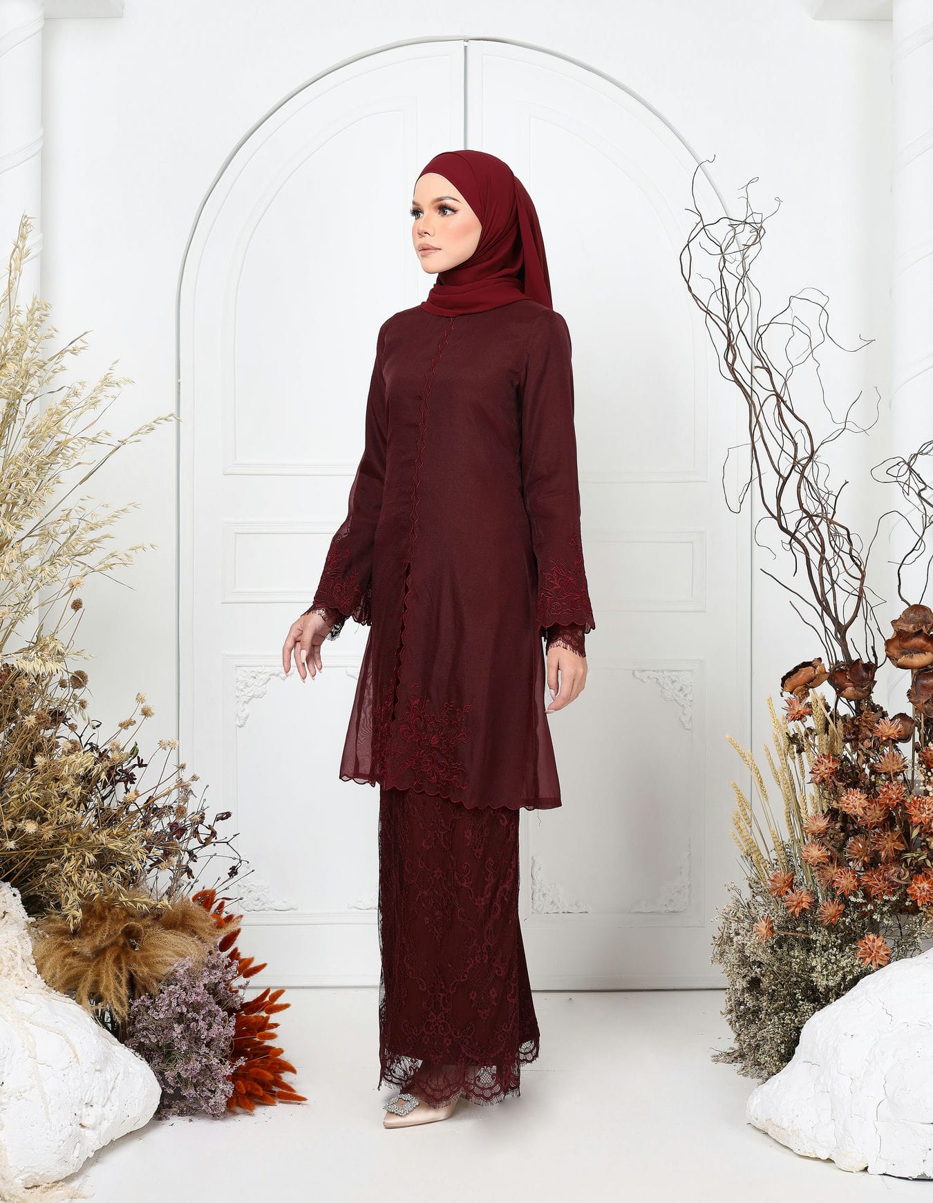 MINOR DEFECT AMAYA KEBAYA (BURGUNDY)