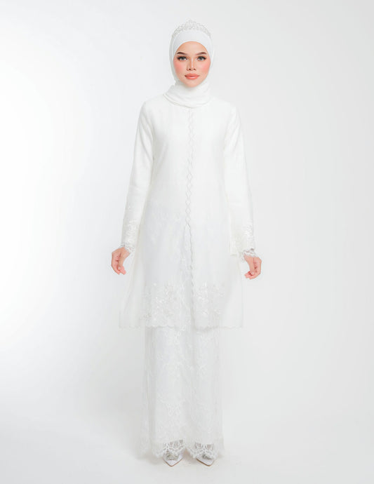 MINOR DEFECT AMAYA KEBAYA (OFF WHITE)