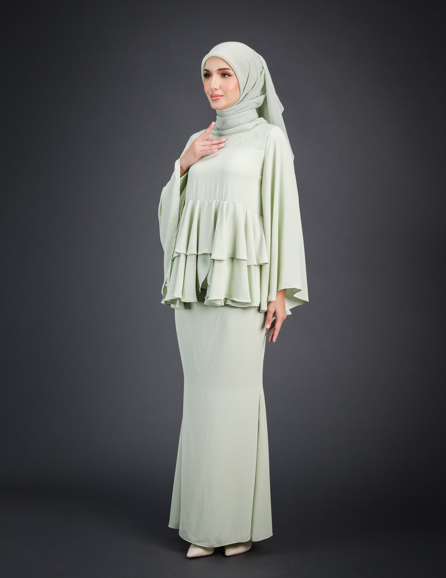 MINOR DEFECT ARISSA KURUNG (GREEN TEA)