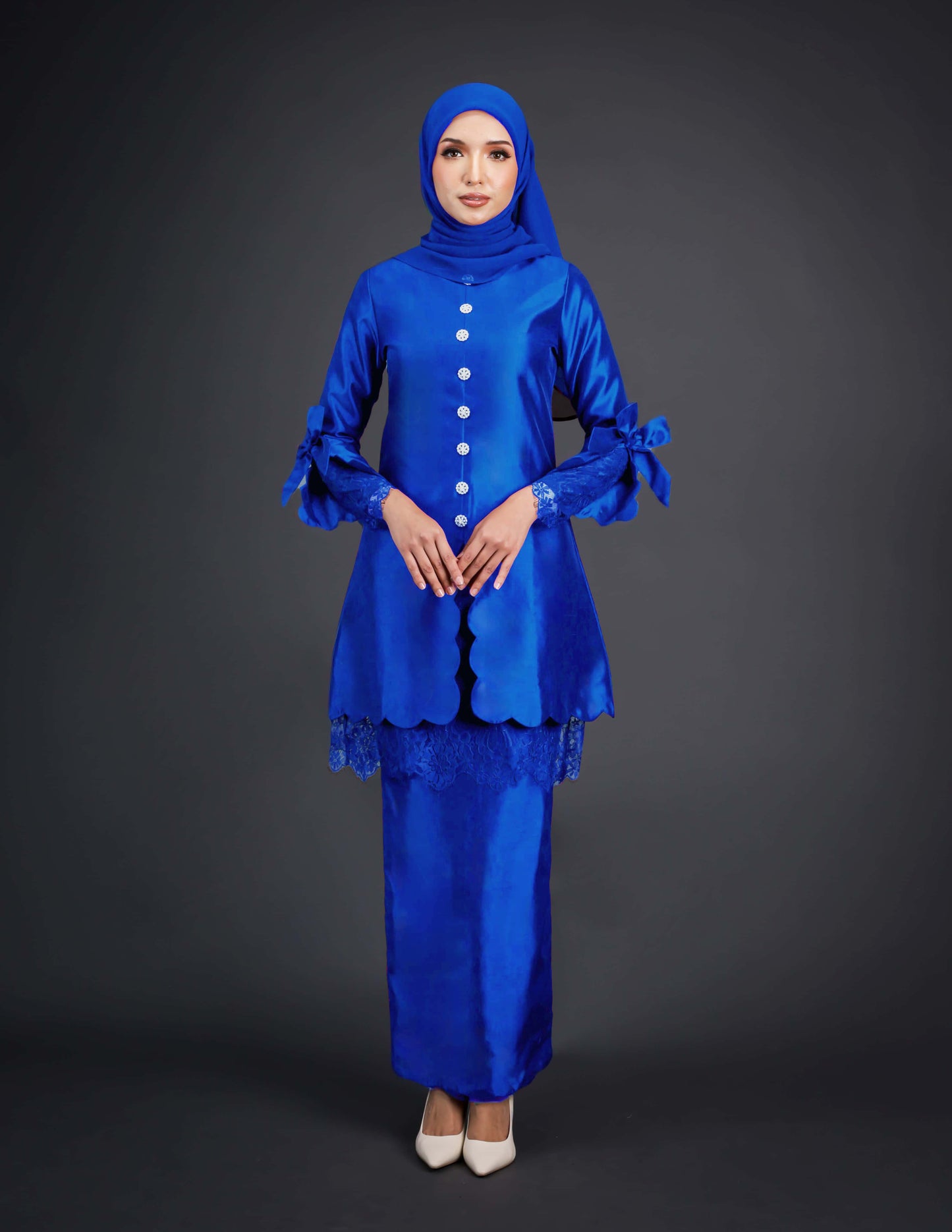 ARIYANA KEBAYA (ROYAL BLUE)