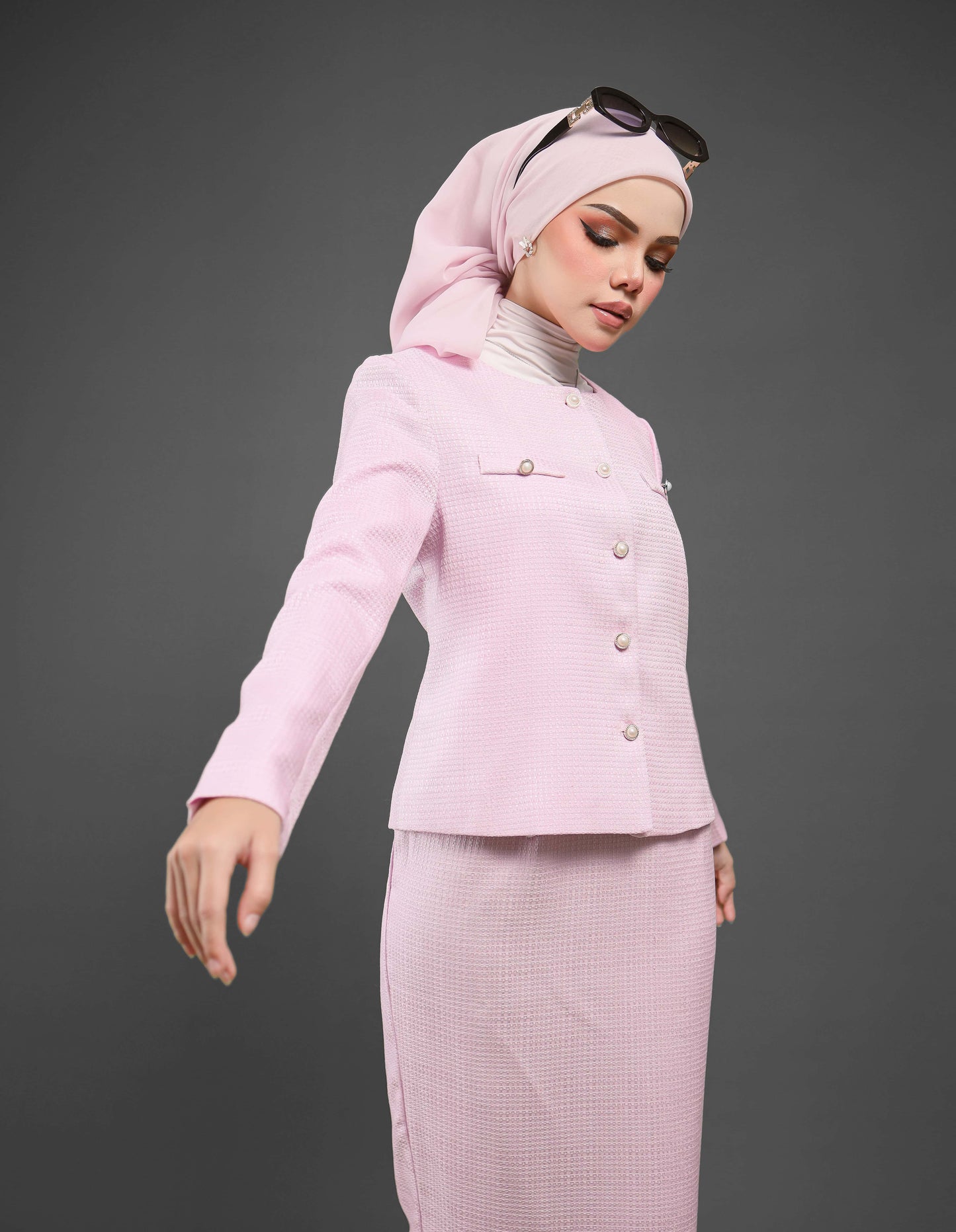 ARMANIE SUIT (LIGHT PINK)