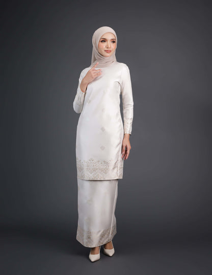 MINOR DEFECT ASYIFA KURUNG (OFF WHITE)