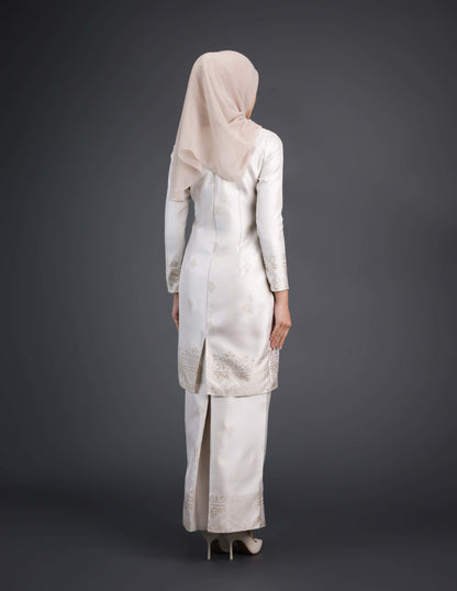 MINOR DEFECT ASYIFA KURUNG (OFF WHITE)