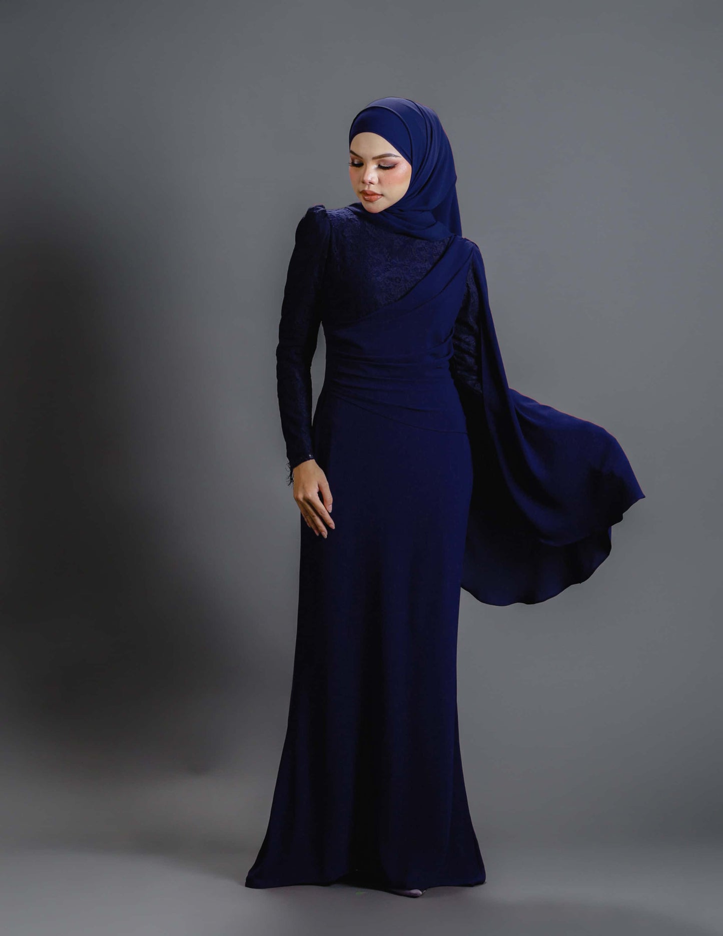 MINOR DEFECT BRYNDA DRESS (NAVY BLUE)