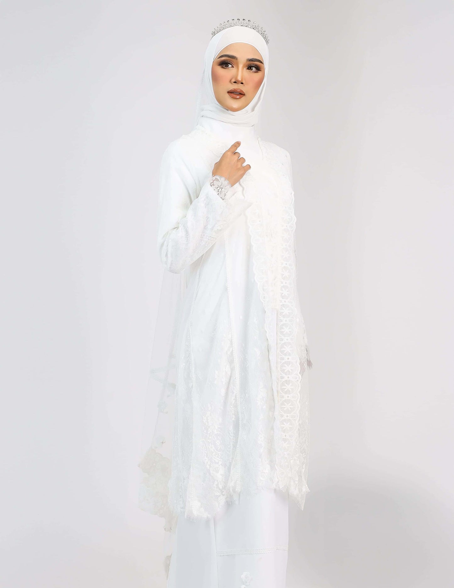 CAMELIA VEIL (OFF WHITE)