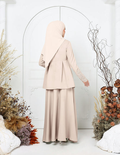 CAMILY KURUNG (CHAMPAGNE)