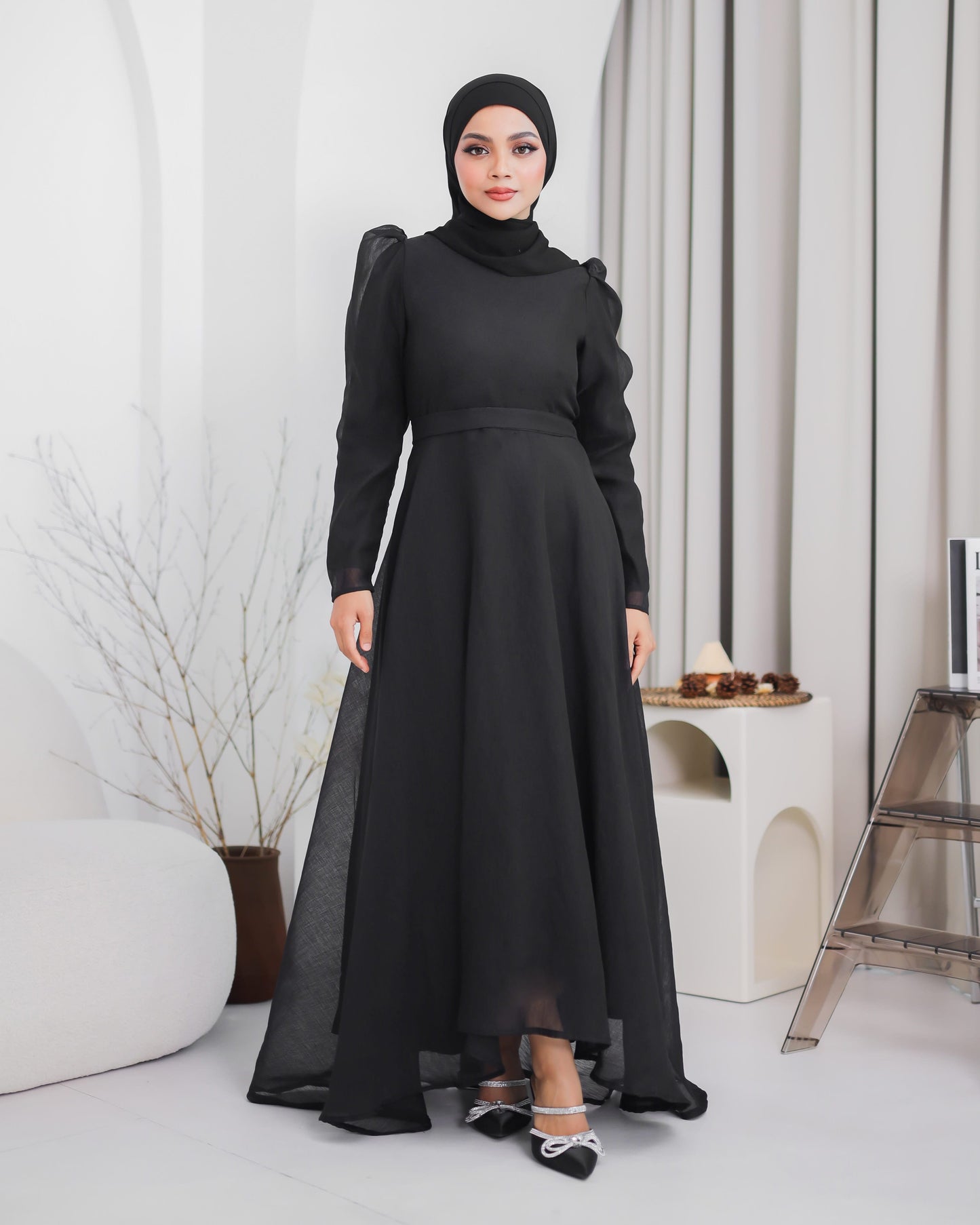 MINOR DEFECT CARMEN DRESS (BLACK)
