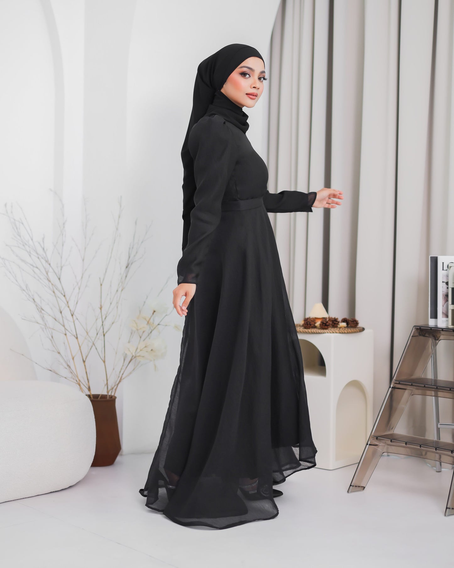 MINOR DEFECT CARMEN DRESS (BLACK)