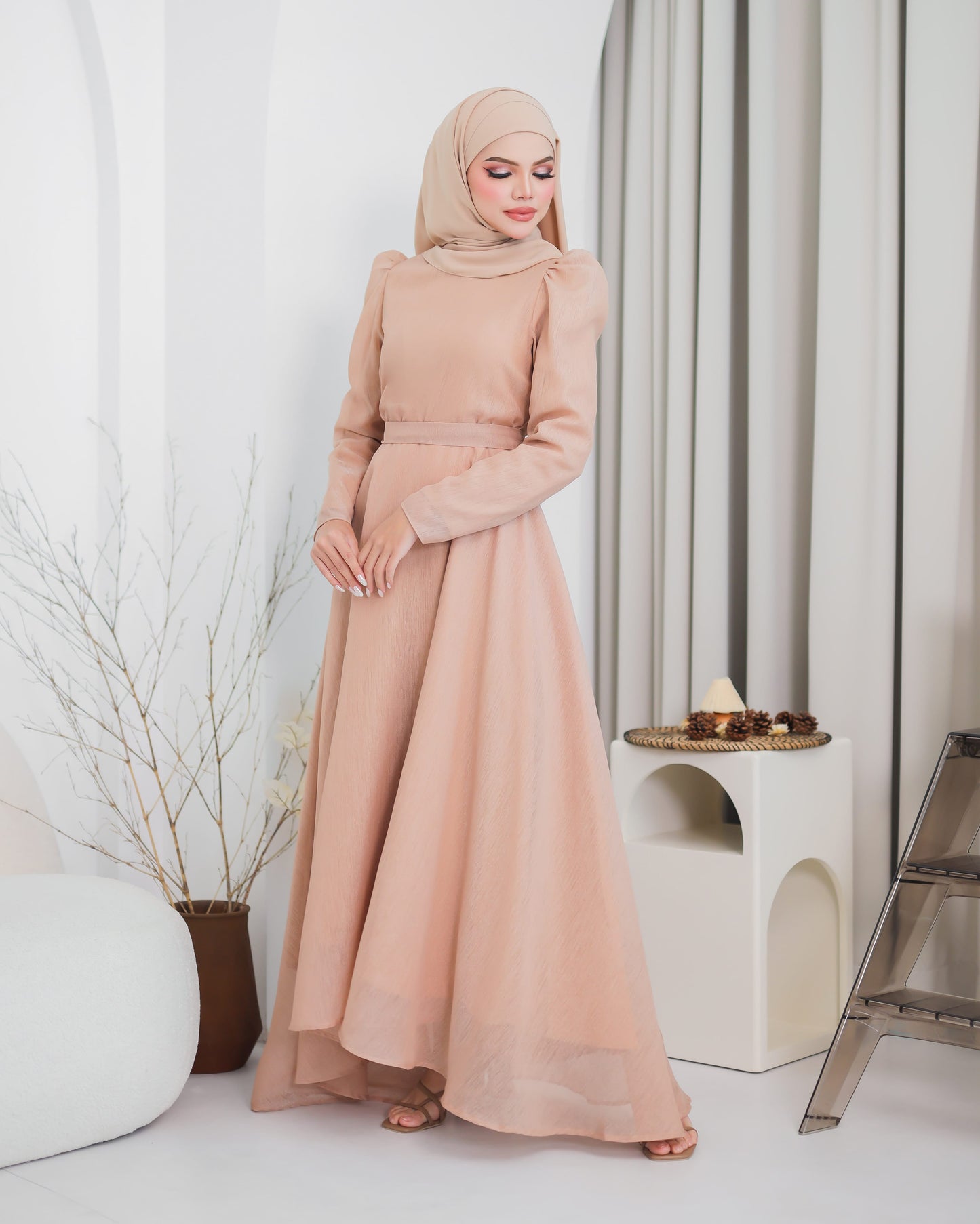 CARMEN DRESS (DARK NUDE)