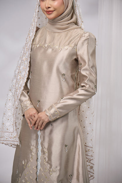 ALANNA KURUNG (CHAMPAGNE)