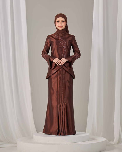 KALILA KURUNG (RICH BROWN)
