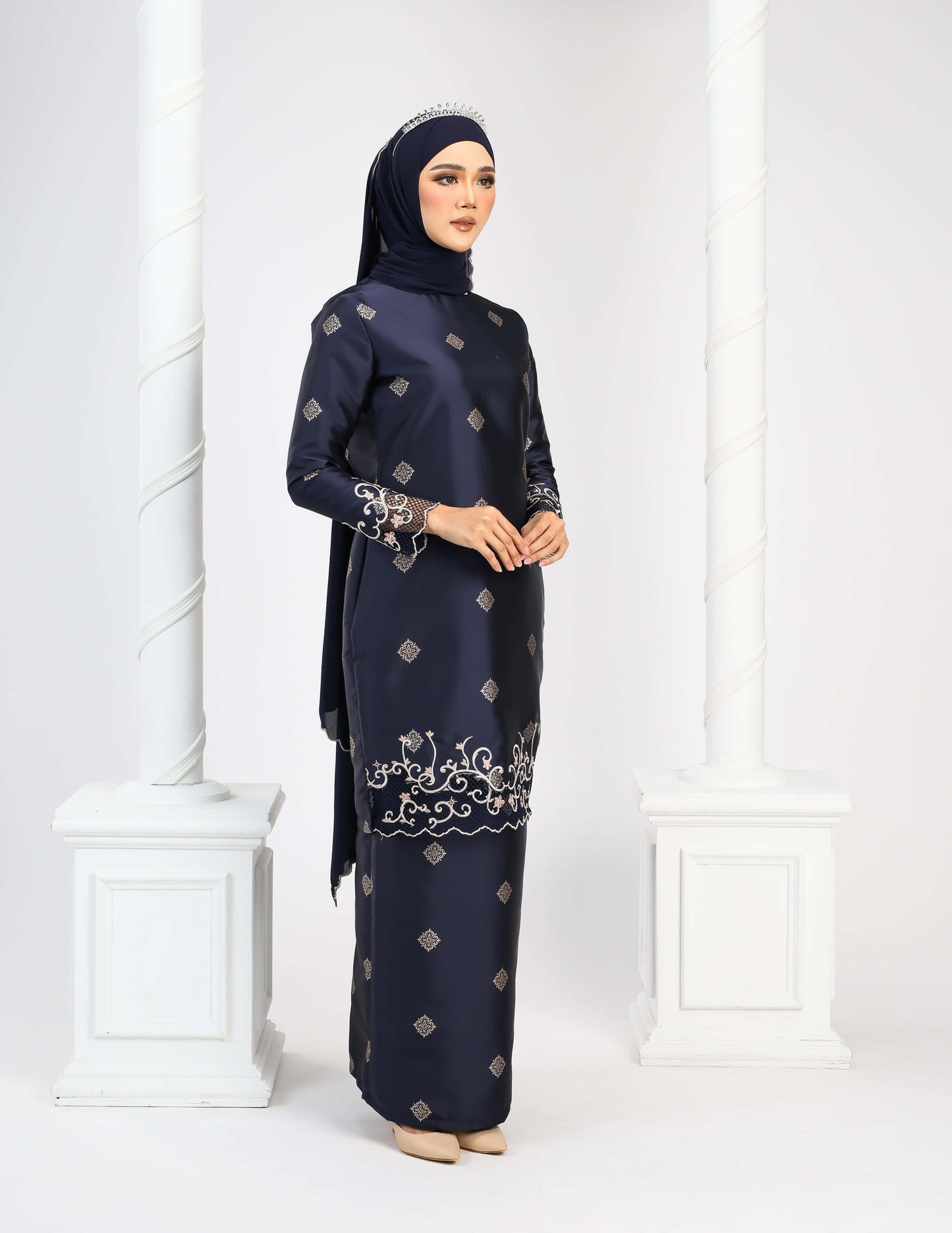 DAYANG KURUNG (NAVY BLUE)