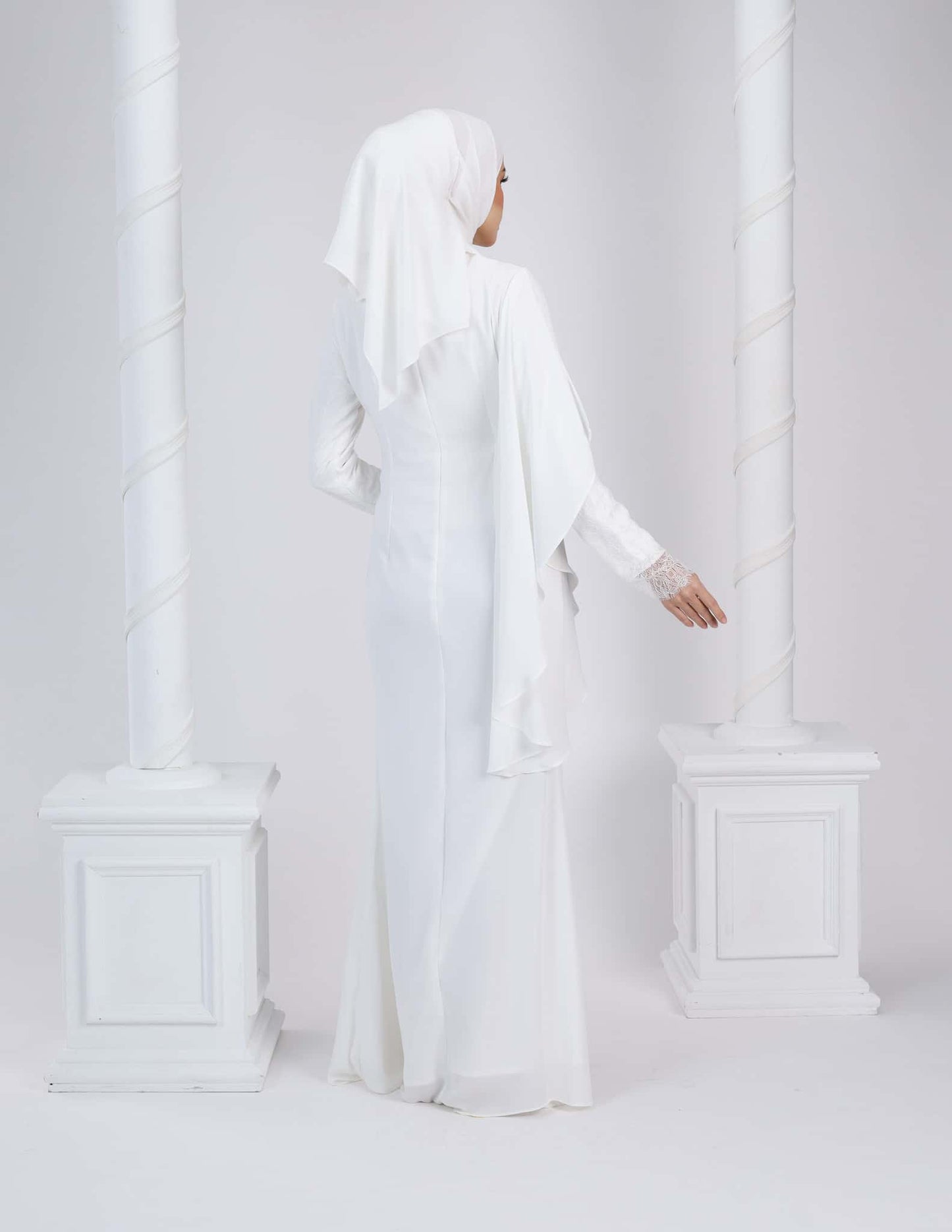 EDRIA DRESS (OFF WHITE)