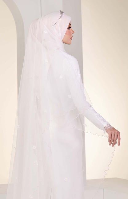 EDWINA VEIL (OFF WHITE)