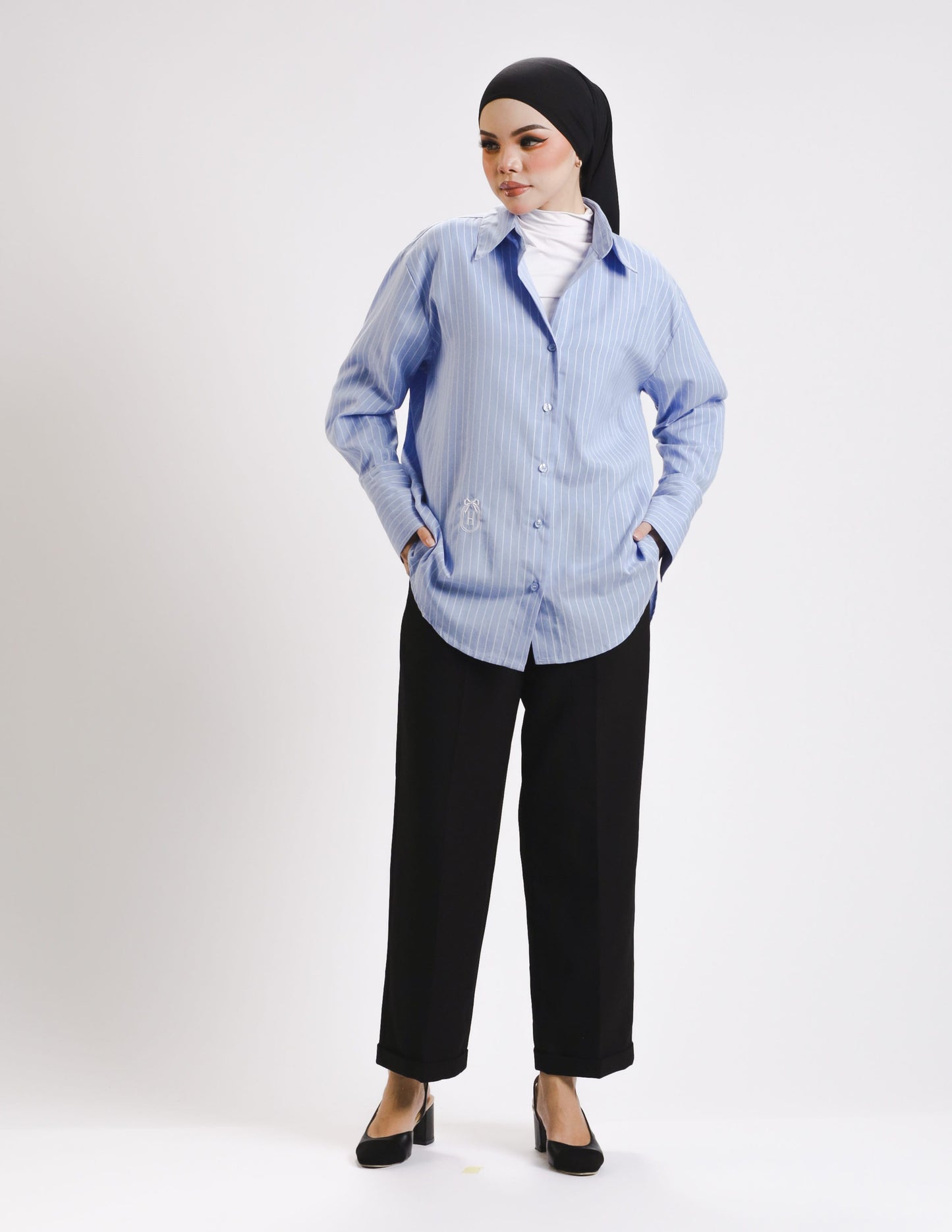 ELLEN STRIPES BUTTON SHIRT (BLUE)