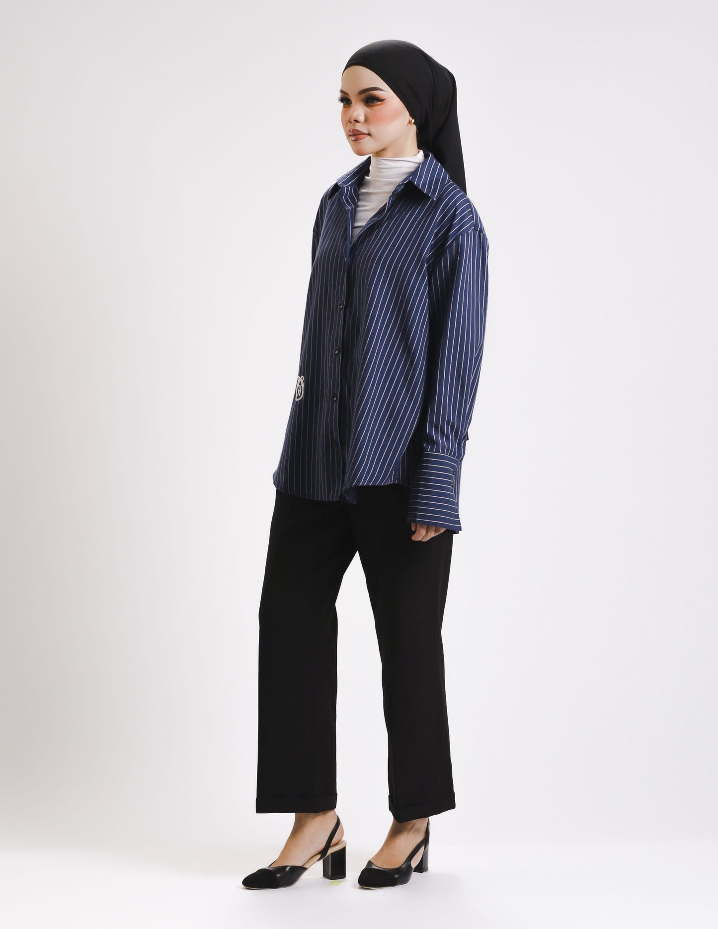 ELLEN STRIPES BUTTON SHIRT (NAVY BLUE)