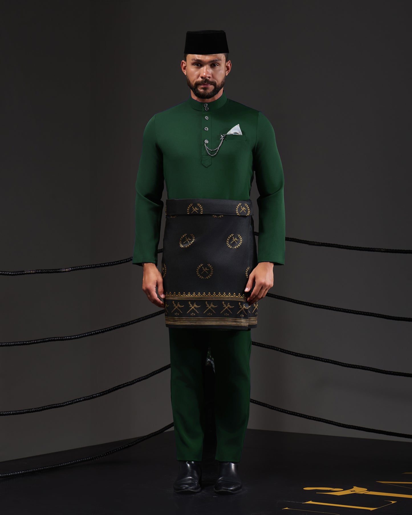 MINOR DEFECT SOULTAN BAJU MELAYU (EMERALD GREEN)
