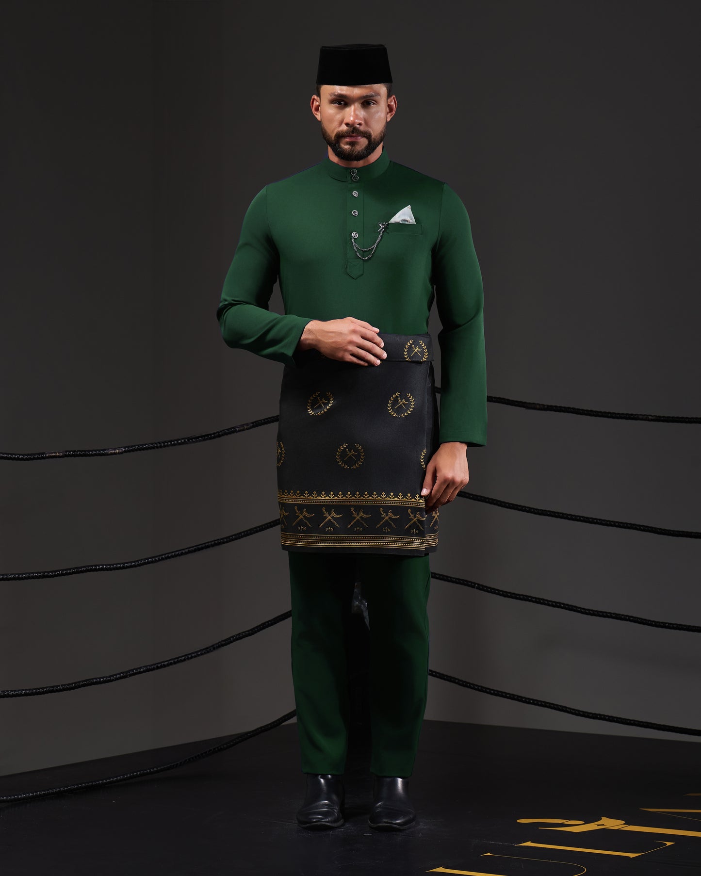 MINOR DEFECT SOULTAN BAJU MELAYU (EMERALD GREEN)