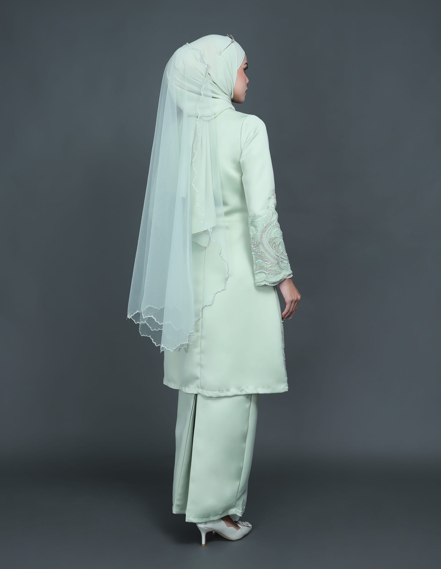 ERMINA KURUNG (GREEN TEA)